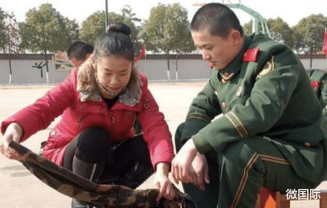 @军人的妻子叫军嫂,那么女军人的老公叫什么?答案超乎你想象