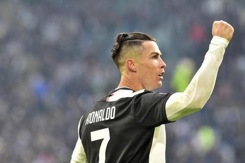 #内马尔#蟋蟀被吹成凤凰!这几位球员本不是顶级球星,却被媒体吹上天!