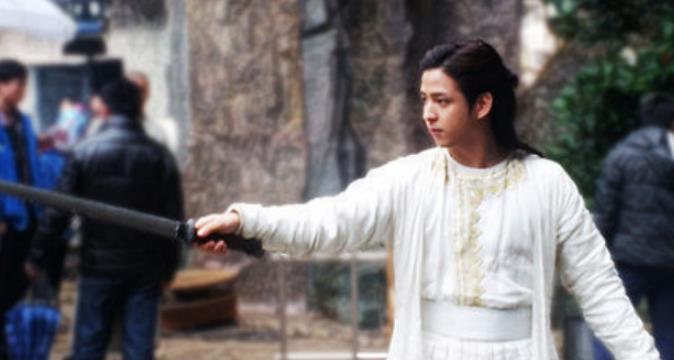 段誉▲段誉与虚竹哪个强?逍遥派有一个设定,虚竹两百年内力也难胜段誉