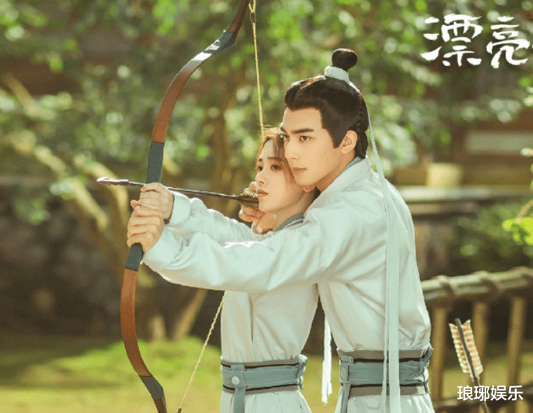 鞠婧祎|鞠婧祎新剧刚播就火了！热度飙升至第一，评分高达9.1！