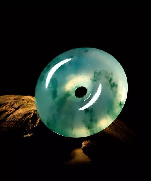 |顶级翡翠的雕工