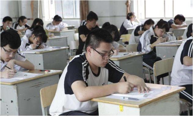 |大学“花销大烧钱”的5个专业，但含金量高，学好就容易变吃香