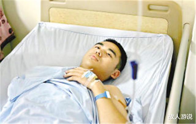 汶川地震▲12年汶川地震，那个想喝冰可乐的男孩，因重伤截肢，现生活如何？