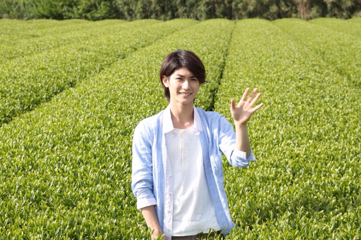 快递员|“三浦春马被救治时有微弱心跳”登热搜榜首，自杀原因引热议