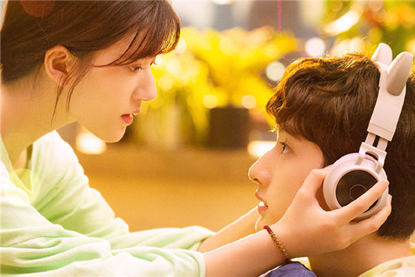 赵露思|《我喜欢你》刚收官，赵露思又一甜宠剧来袭，男主是偶像出身的他