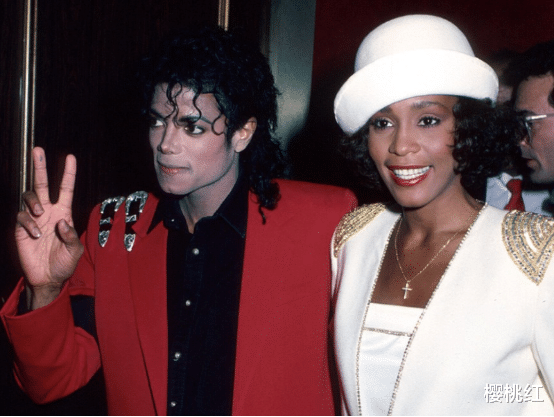 「」她是欧美乐坛曾经的女王，因为婚姻和毒品毁了自己，死因至今为谜