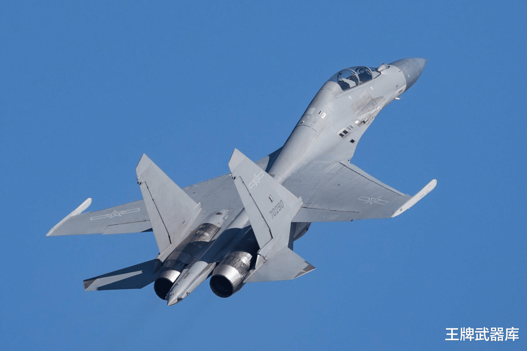 歼-16|战力仅次于歼-20，歼-16战机生产线火力全开，装备数量已超160架