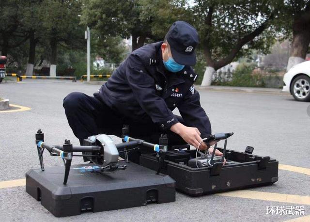 大疆@禁止采购中国无人机，如今疫情大爆发，美国警察突破禁令买大疆