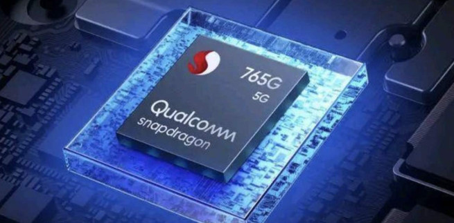 天玑820|天玑820和骁龙765g，哪一个才是中端的神