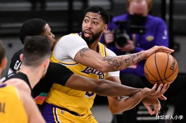 湖人隊(duì)|60+22+15！詹眉火力全開，湖人升至西部第三，還有好消息