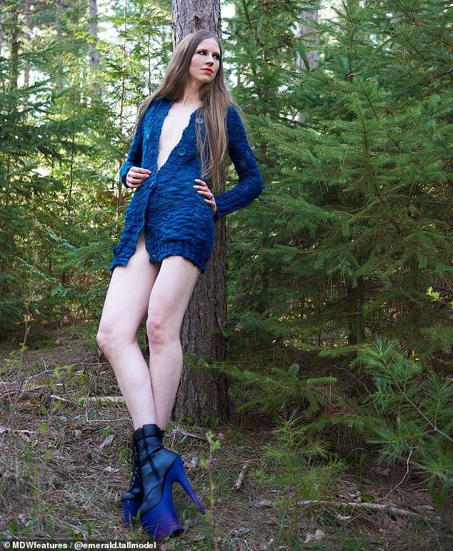 睹图|女子高1米93嫁矮16厘米的丈夫，称非常满意此前很难找到男友