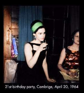 电影|28岁绝美名媛惨死！吸毒堕胎，被娱乐圈大佬接连玩弄逼疯…