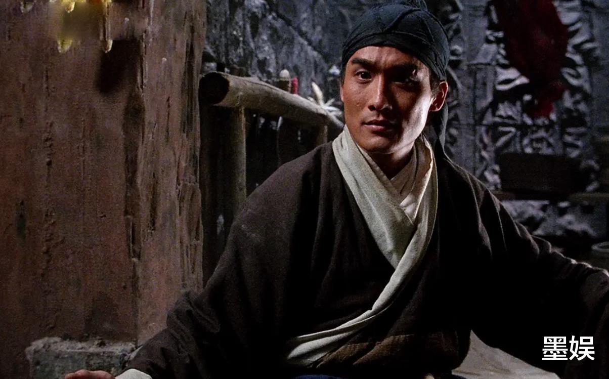 电影|28年前，为何李连杰辞演，整部电影都要换人