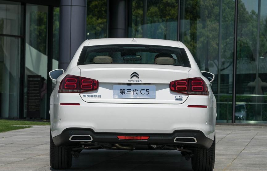 『雪铁龙C5』先开雪铁龙C5,再花17万提红旗H5,车主:想说三个字