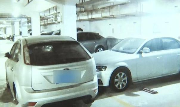 青海新闻联播|男子停在自家车位被堵，对方却说车位是她的？警方：请拿出证据来