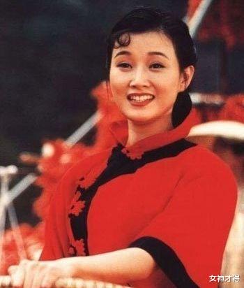 春晚|“春晚常客”宋祖英,与丈夫婚后13年才有儿子,54岁现如何?