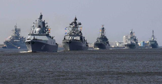 美军|4大舰队精锐齐出，200多艘战舰迅速集结，美军敢不敢打响第一枪