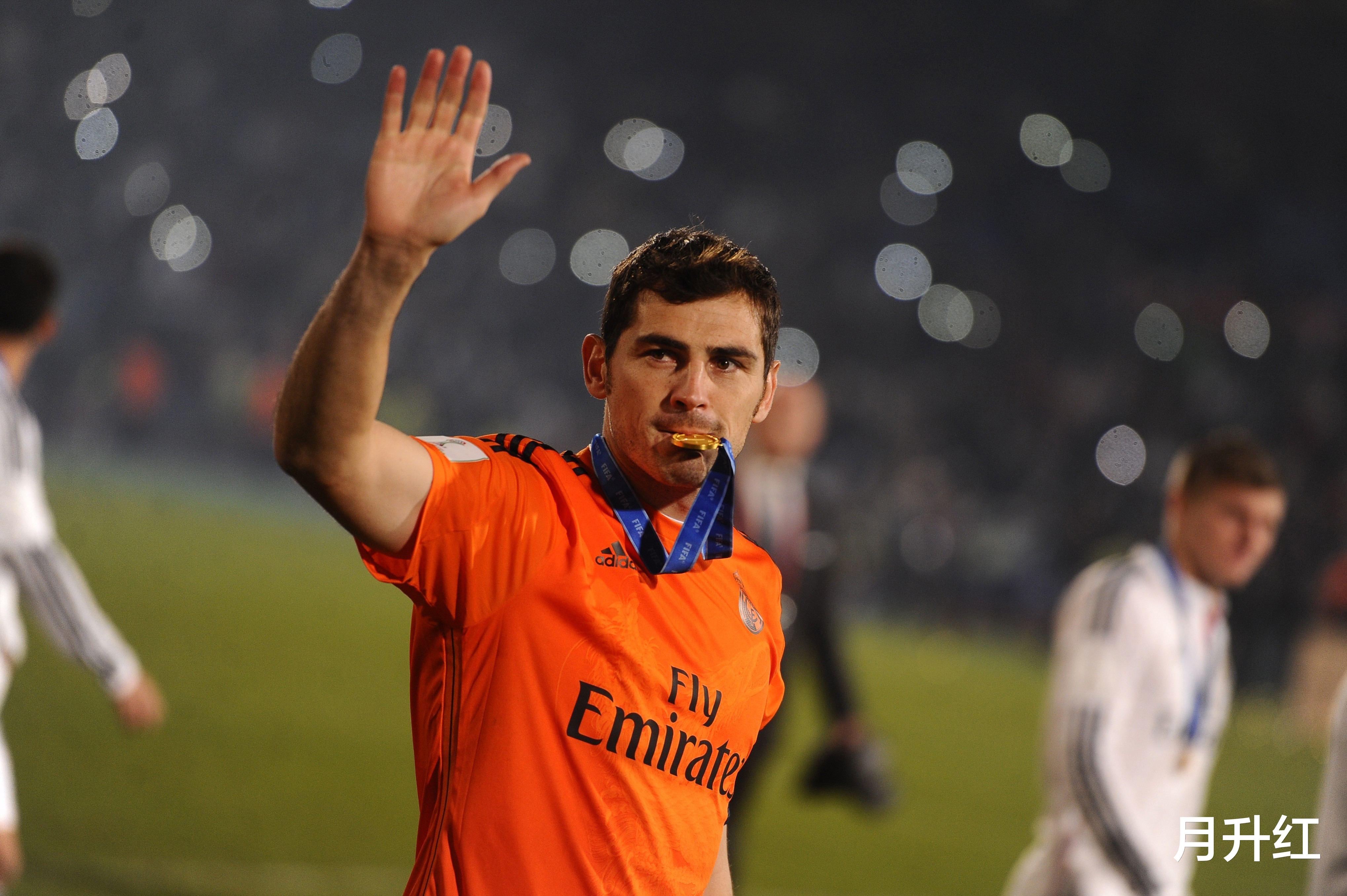 「世界杯」被拉下神坛的6个守门员，其中一人是荣誉大满贯球员