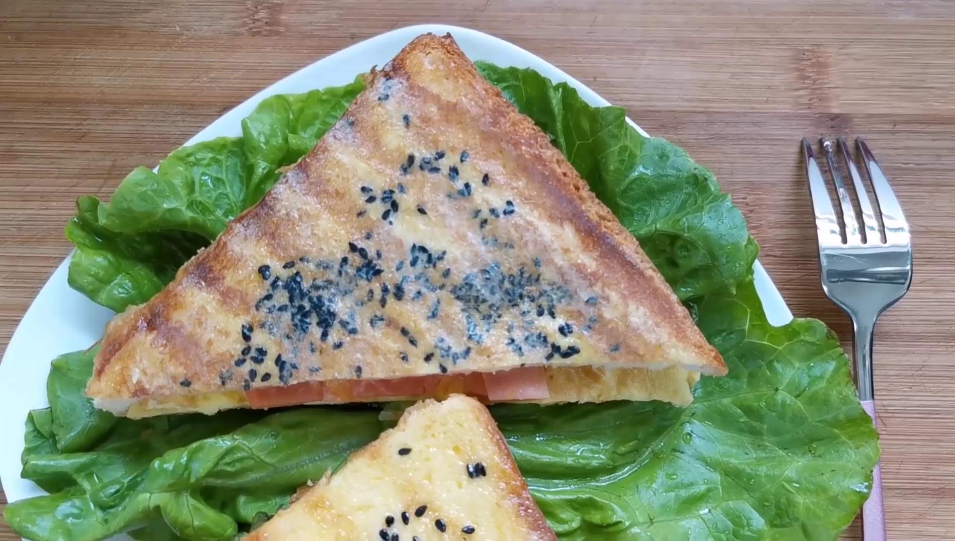 鸡蛋▲早餐打卡：在家做早餐，既营养又美味，早餐吃这个，太完美了！