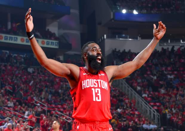 詹姆斯·哈登■哈登和伦纳德到底谁更强？美媒对比7项个人能力，差距出来了