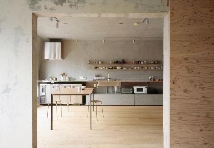 毛坯房|没钱装修直接住“裸房”，别人都说太简陋，入住后发现好处超级多