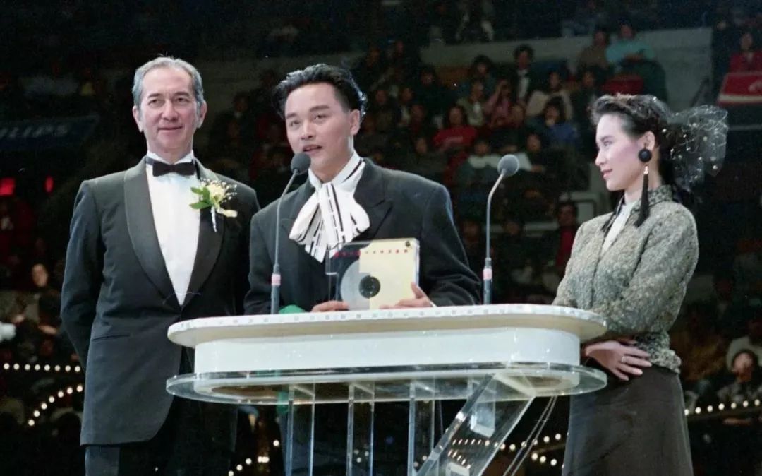 「何鸿燊」一代赌王何鸿燊逝世！四房17子，谁将是5000亿家产争夺战最后赢家