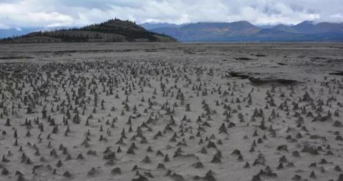 「科学家」加拿大300多年的大河，却在4天内消失，科学家：这是不好的征兆！