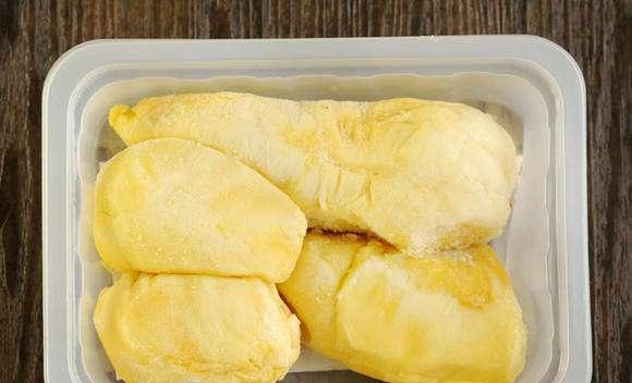 #水果#水果除了直接吃以外，放入冰箱里冻一下，吃起来比雪糕还要美味！