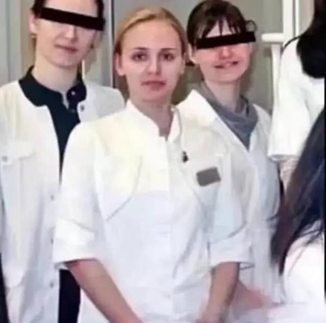 「普京」67岁普京没儿子，可好闺女一个顶俩，特朗普家的儿子各个养尊处优