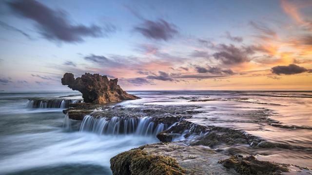 生肖|接下来几个月里，有几个星座走出困境，迎来辉煌