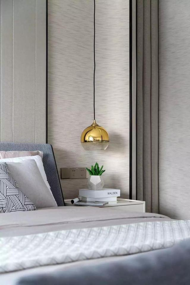 |石膏线已不适合如今装修，用这种墙面更美观大方，价格还相当便宜