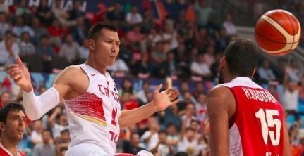 『易建联』侮辱易建联李晓旭欺负赵继伟，今又厚着脸皮回来，亚洲第一无赖？