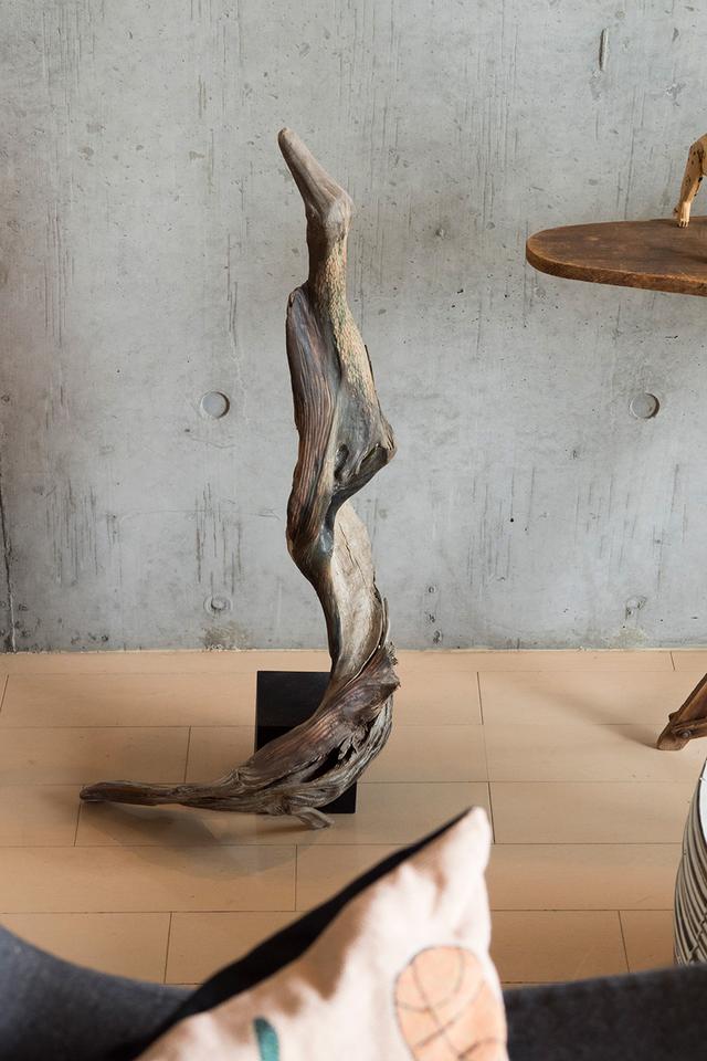 |夫妻买下36平方米房子，卧室只有5个㎡，上楼全靠爬