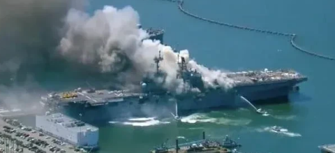 航空母舰|福特级航母也烧着了！美军10天3次大火灾，白宫承认在亚太遭重挫