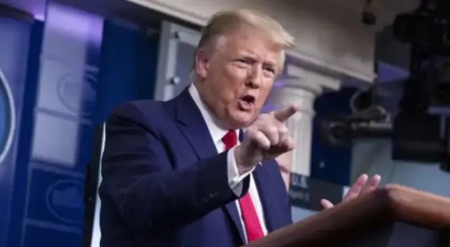 「美国」美国破120万大关，特朗普急了！对我方射出三支毒箭，箭箭攻心