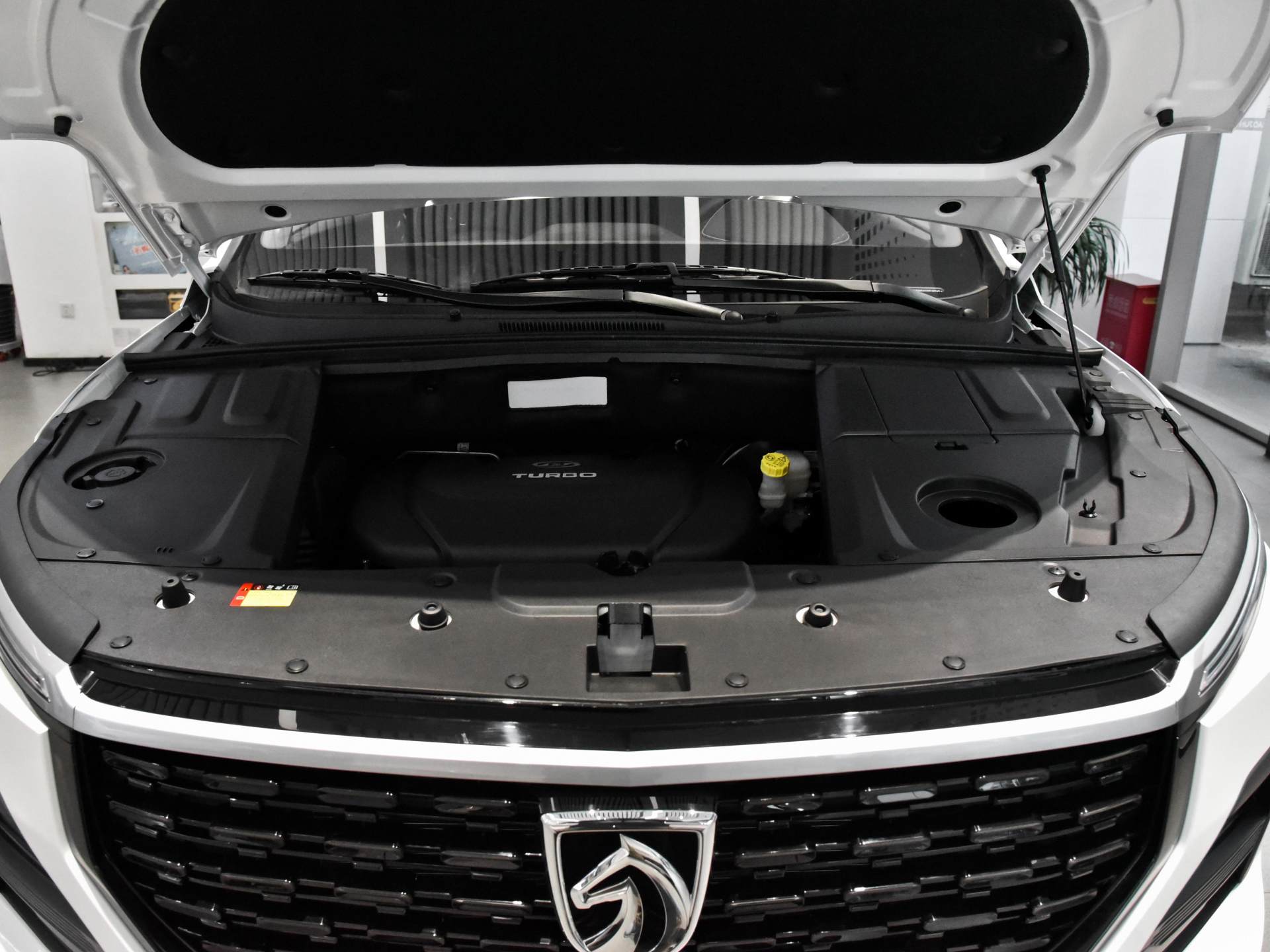 cvt|6万起售的国产黑马，轴距2.75米+6~7座，它不香嘛？