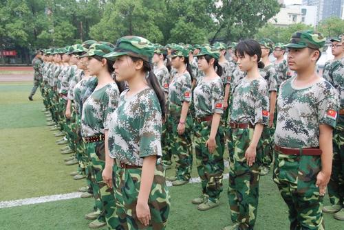 大学|2020年很吃香的3个大学专业，就业率高，还没毕业就被预定！