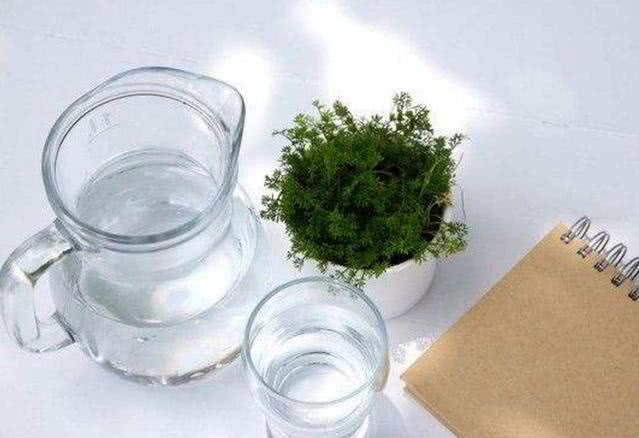 『』喝水的时候，一半开水一半冷水兑成温水，对身体有没有什么坏处？