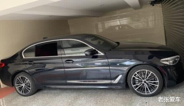 『宝马5系』开出去比A6L有面子，252马力提速6秒，跌7万，一年卖出16万辆