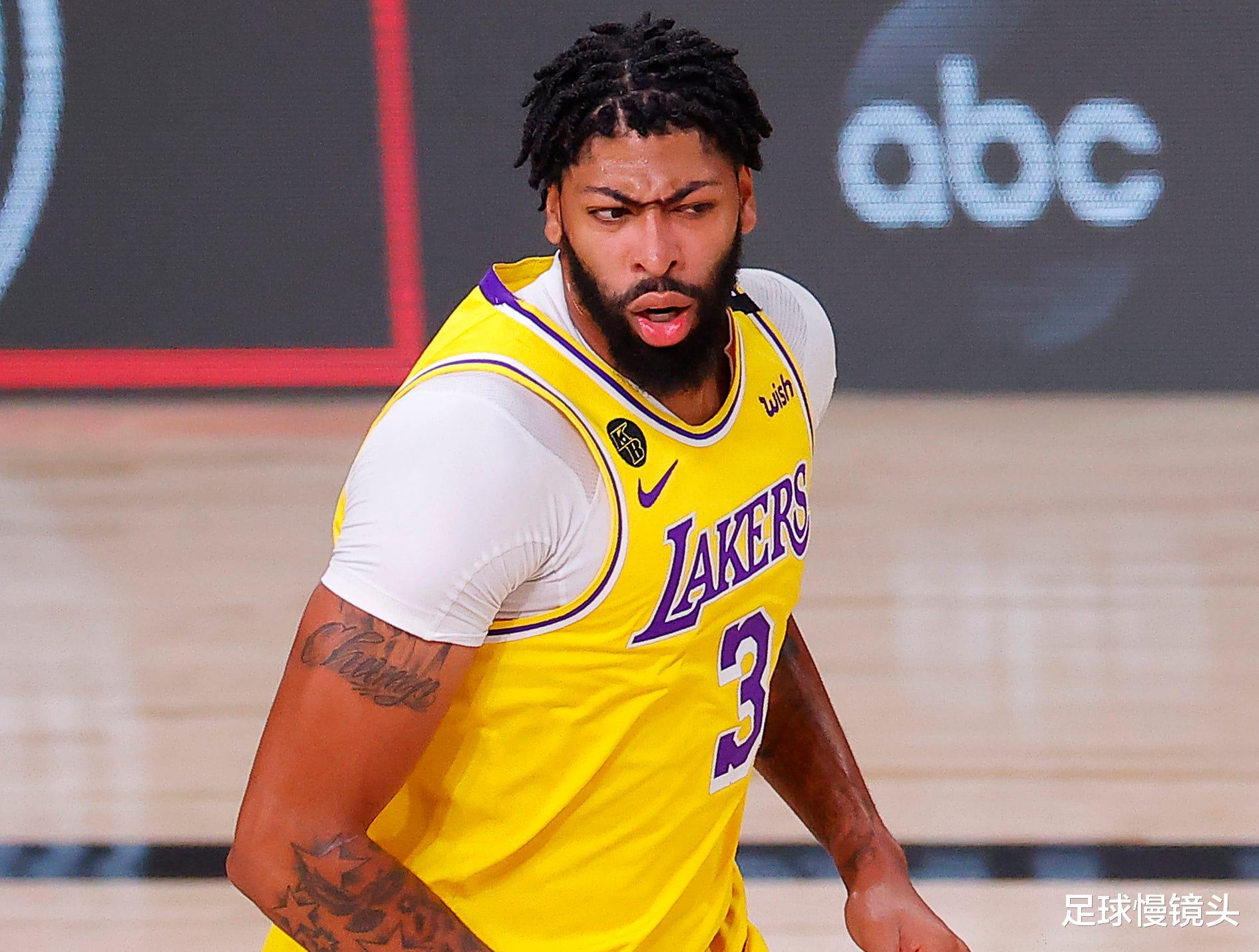 湖人队|0-1！大黑马轰然倒下，詹姆斯一战创2大纪录，23年神迹诞生