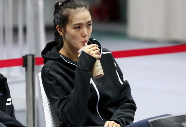 朱婷|中国女排现役身高技术前3名,朱婷1.98,仅排第2名,第一是谁?