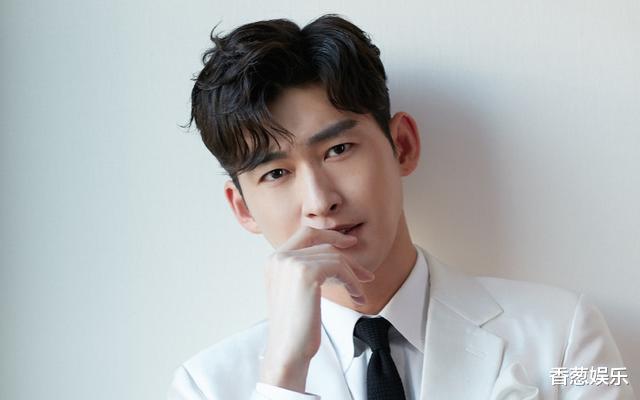 「赵薇」一天内被两次辟谣，2020年了还这样吃瓜？