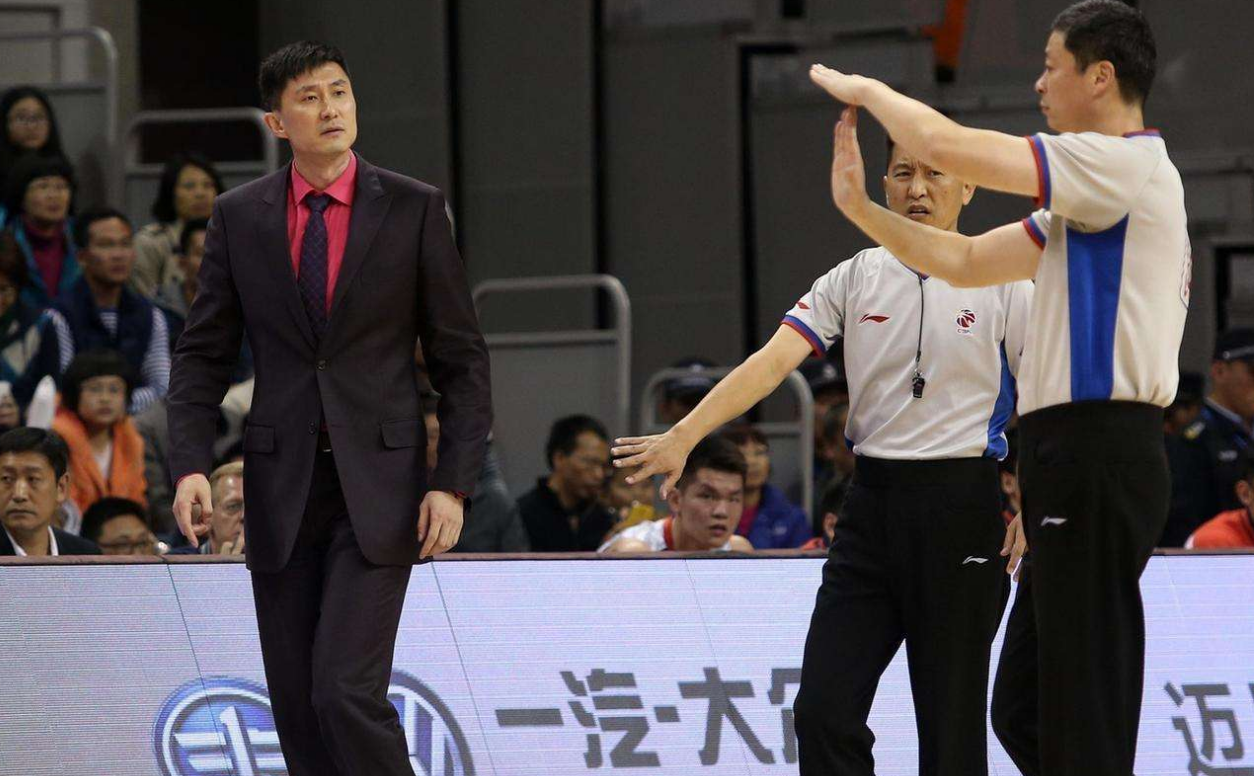 广东男篮|加重处罚！杜锋遭到CBA正式禁赛，广东男篮也可以直接申请复议