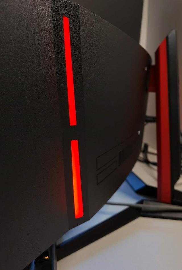 显示器|电竞之光！HKC G32pro 32英寸144hz显示器上手简评