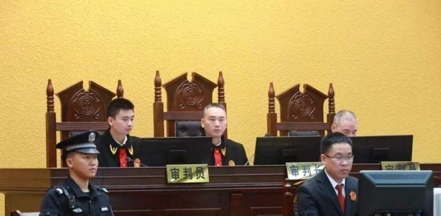 大学|大学“最苦、最累”的4大专业，很多人都后悔选择，需谨慎报考