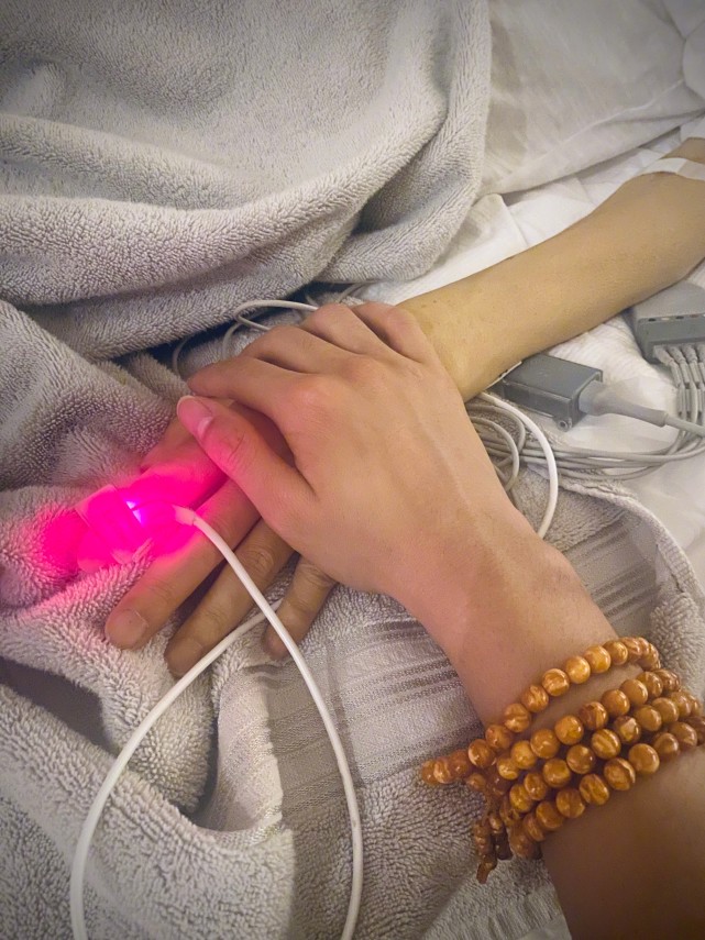 黄子韬|黄子韬痛失父亲后终于振作，仅发两图就让粉丝沸腾，看清内容后大家都放心了