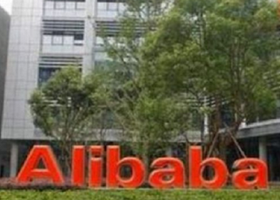 [阿里巴巴]还记得马云的前台小妹吗？马云承诺干满10年就分两亿，现状如何？