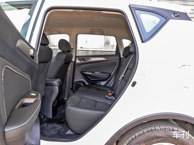 SUV|年轻人首选的SUV，仅5万出头，油耗仅6.4L，搬砖也养得起