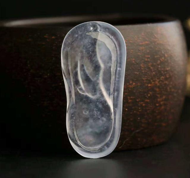 『翡翠』这10种玉石和翡翠极其相似，行家都经常看走眼，你会分辨吗？