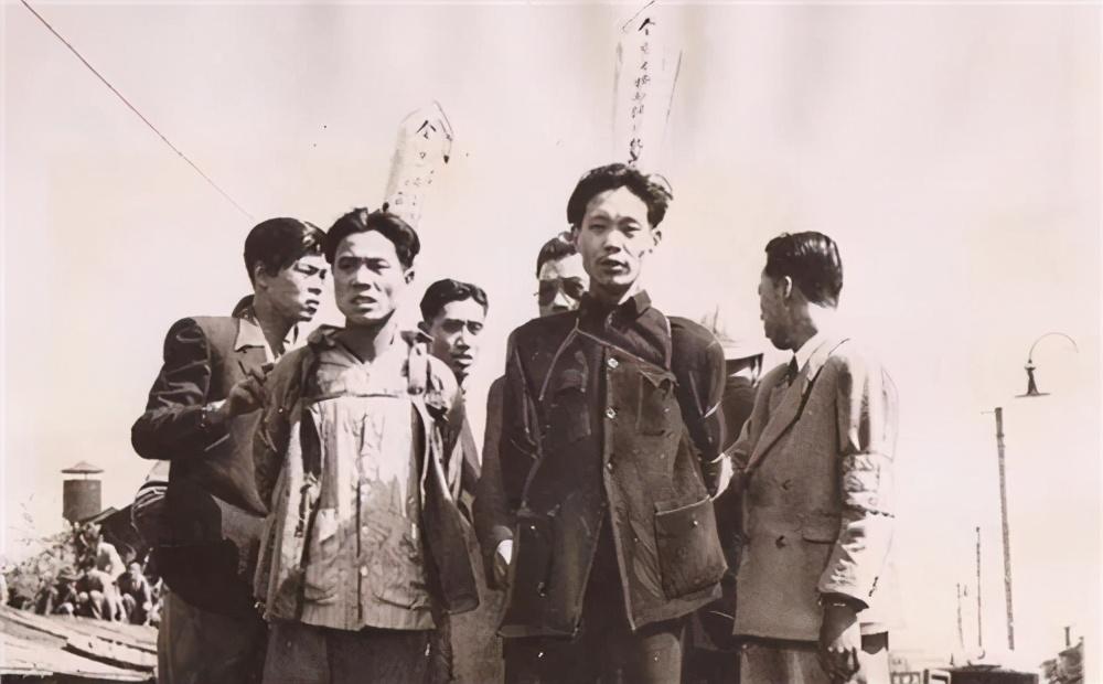 李克农|李克农收到绝密电文：老郑变节，感叹：我们输了，失去了上千战友